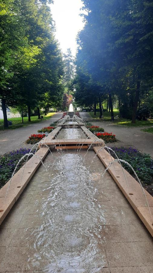 Ferienwohnung Am Kurpark Bad Camberg Buitenkant foto