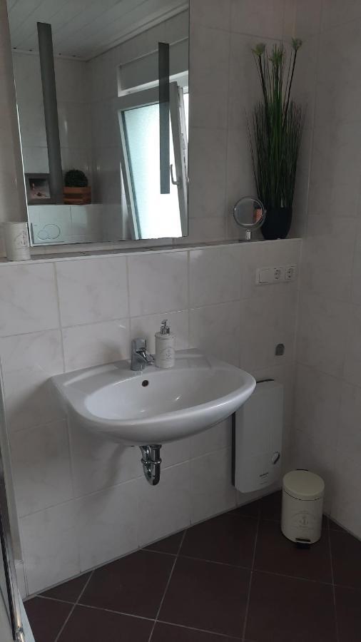 Ferienwohnung Am Kurpark Bad Camberg Buitenkant foto